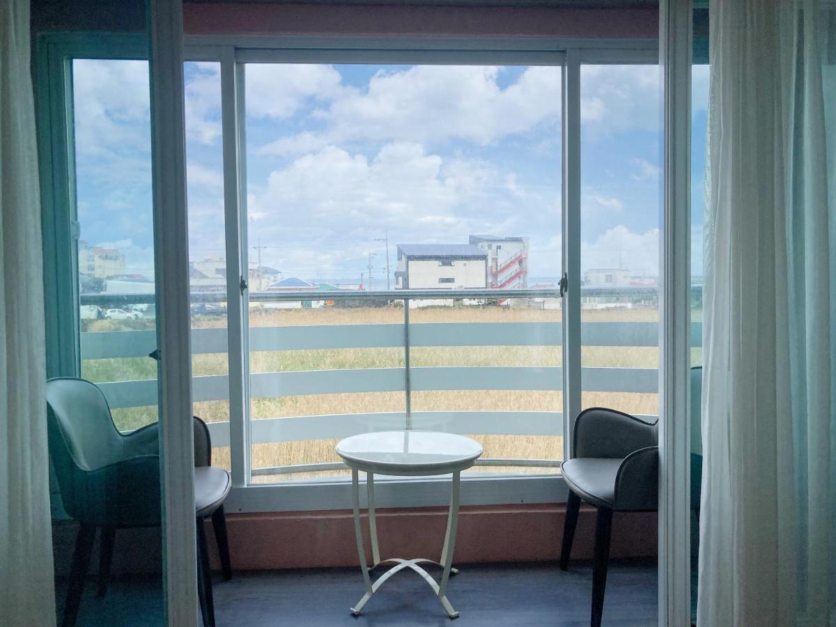 Jeju Ocean Family Hotel Екстер'єр фото
