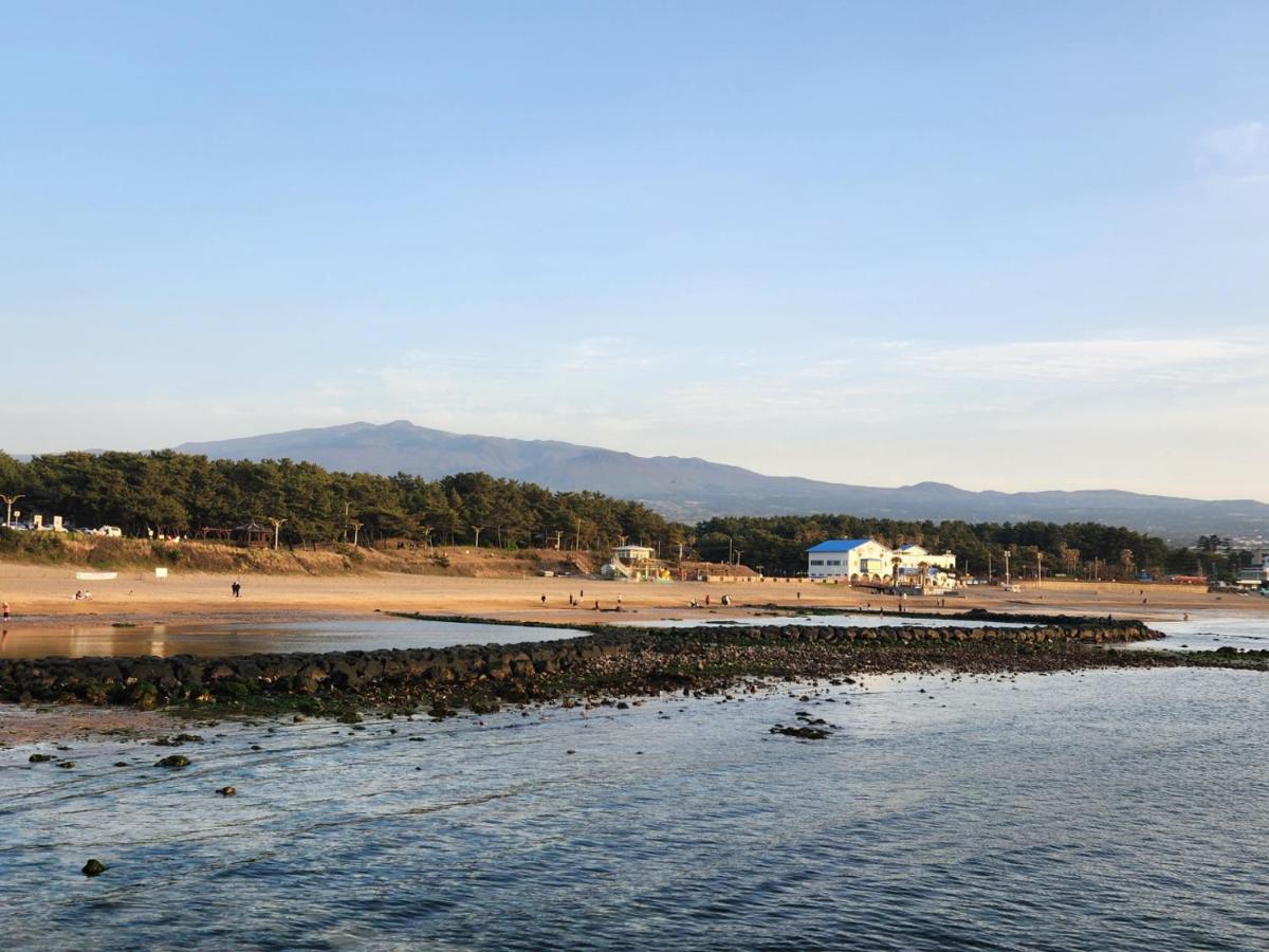 Jeju Ocean Family Hotel Екстер'єр фото