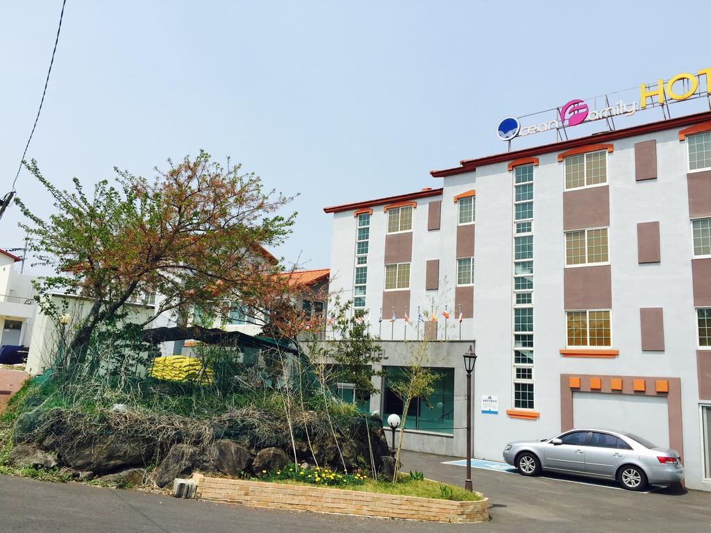 Jeju Ocean Family Hotel Екстер'єр фото