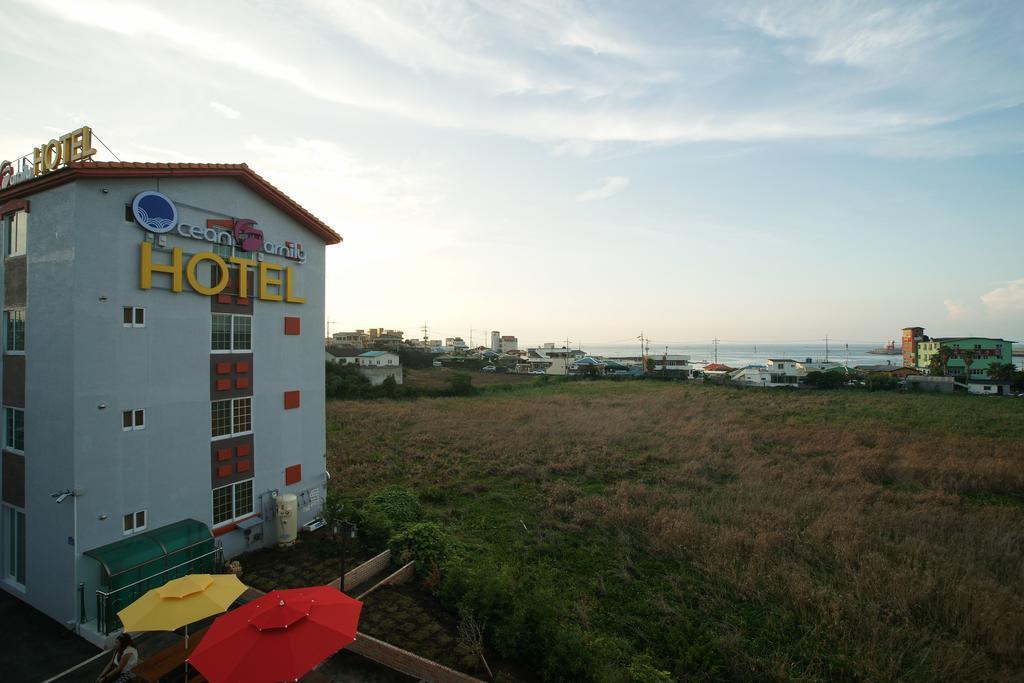 Jeju Ocean Family Hotel Екстер'єр фото