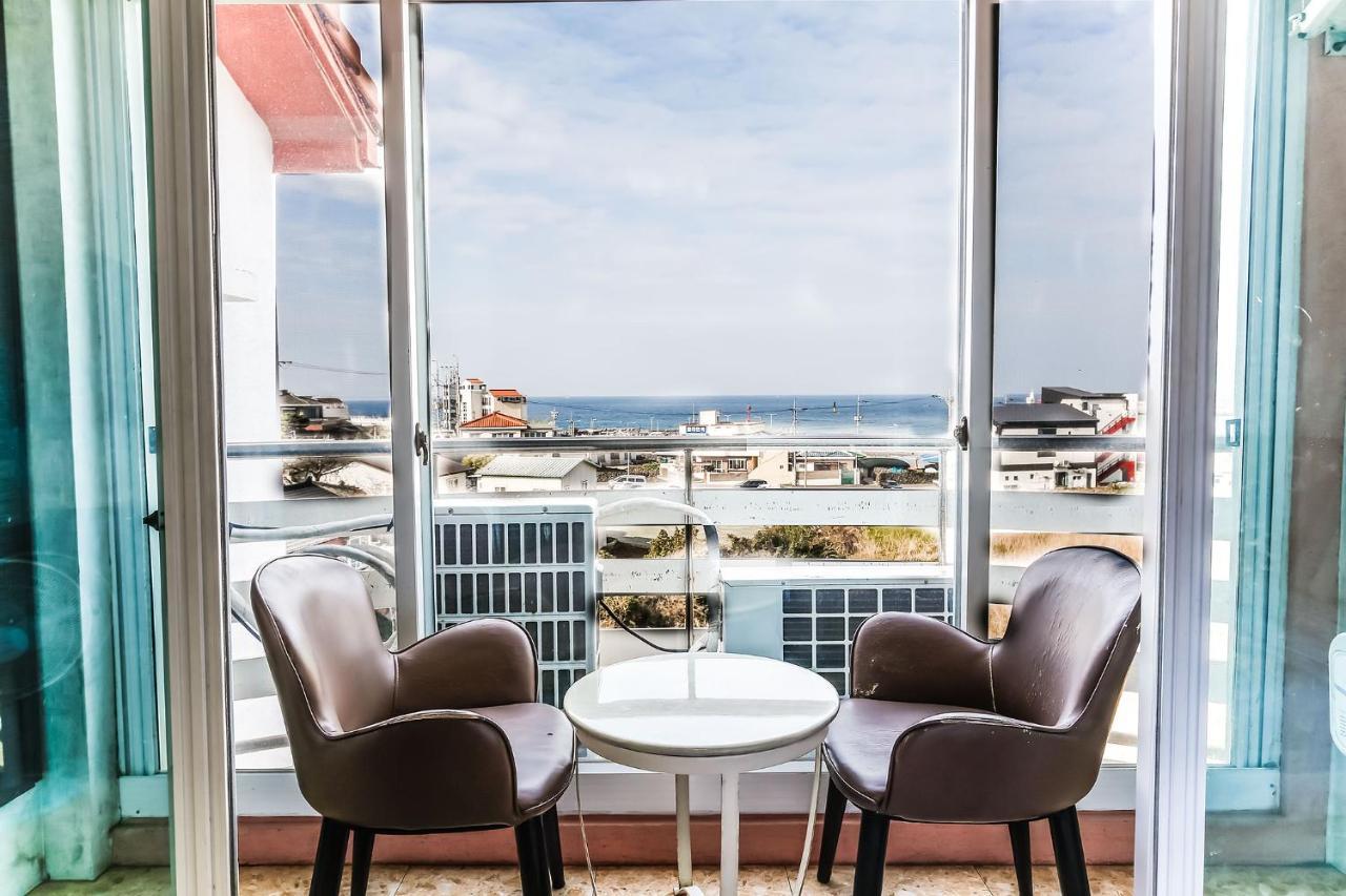 Jeju Ocean Family Hotel Екстер'єр фото