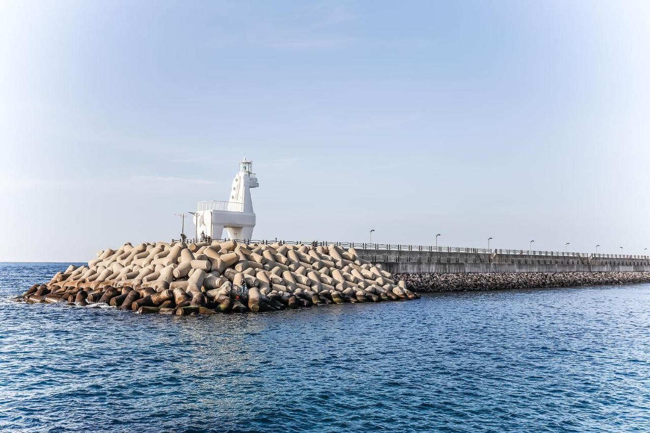 Jeju Ocean Family Hotel Екстер'єр фото